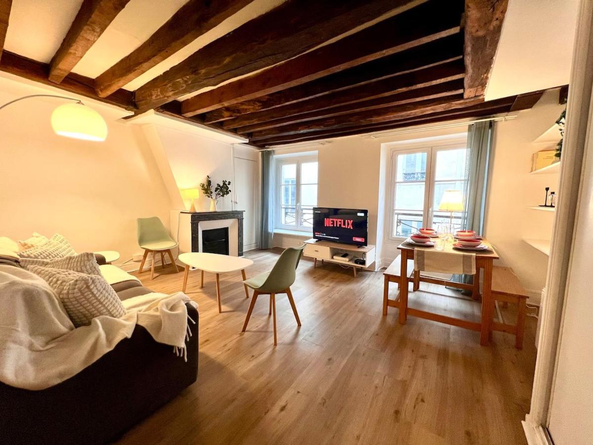 Appartement Typique Au Coeur Du Marais Paris